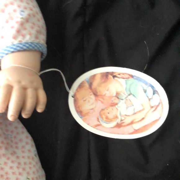 Porcelain Doll - Picture 3 of 3